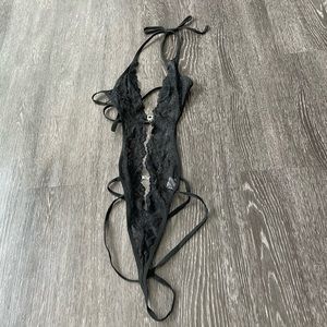 Black lace lingerie NWOT